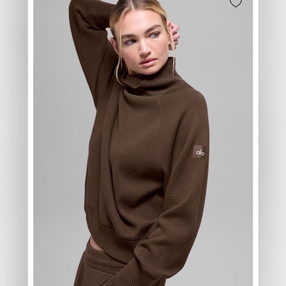 Alo waffle weekend mock neck